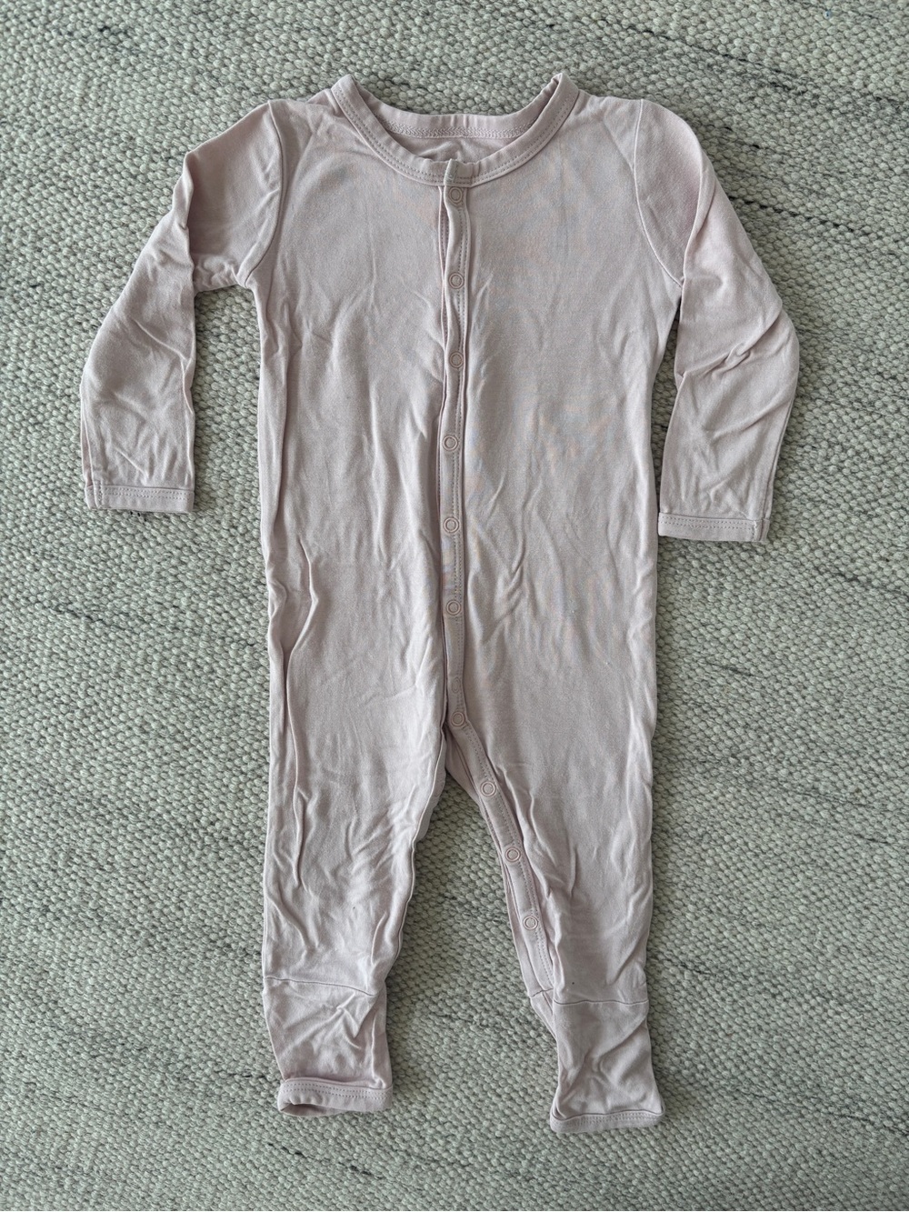 Kyte Baby Snap Romper in Blush